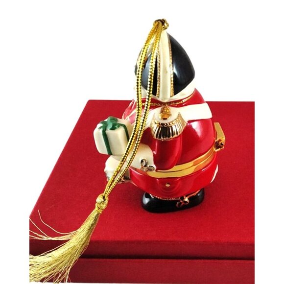 Lenox Marching Monarch Hinged Trinket Box Ornament Porcelain & Gold Accents - Picture 4 of 12